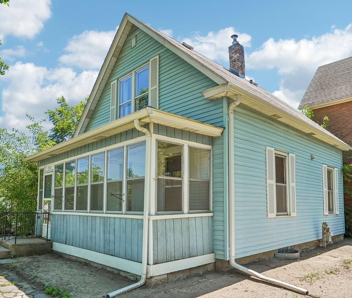 Property Photo: 550 Saint Clair Avenue MN 55102