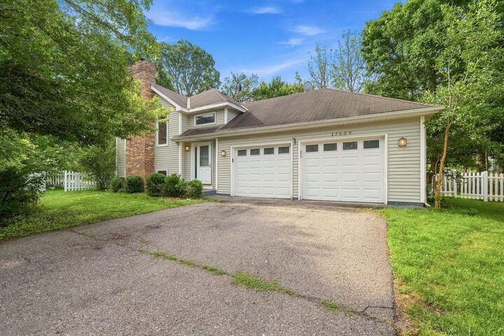 Property Photo: 17609 Lorence Way MN 55346