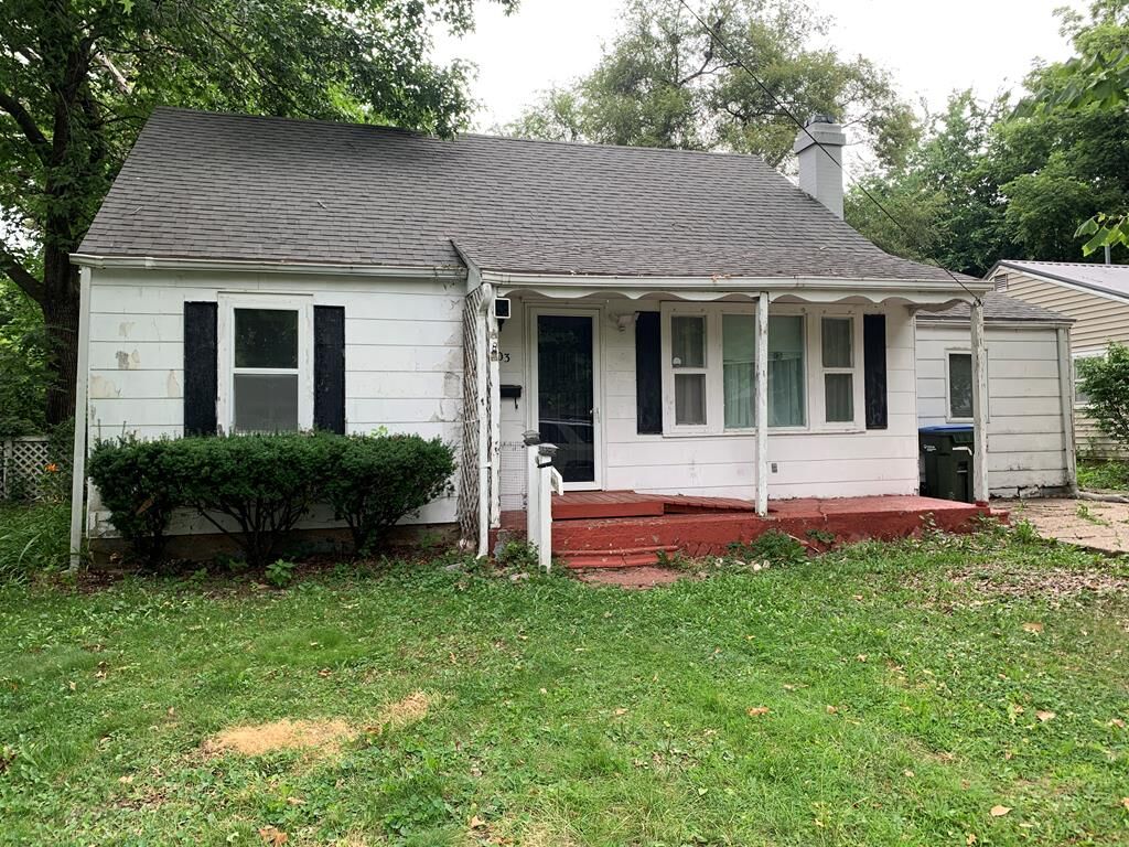 Property Photo: 903 E Missouri Street MO 63501
