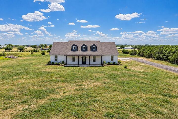 Property Photo: 140 Alamo Road TX 76088