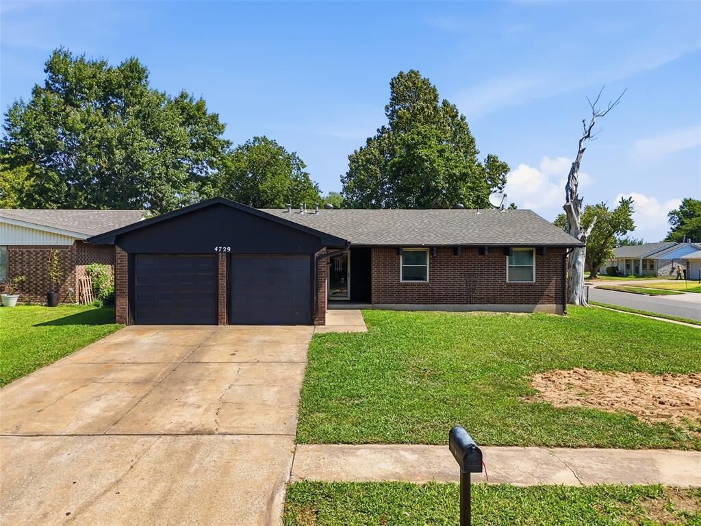 Property Photo: 4729 SE 48th Street OK 73135