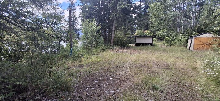 Property Photo: 2327 Chief Atahm Drive BC V0E 1M2