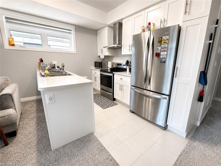 Property Photo:  82 Lomond Lane  ON N2R 0T6 