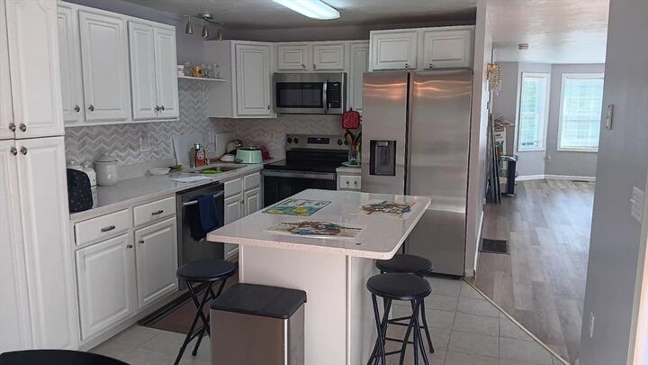 Property Photo: 55 Ledgecrest Dr 55 MA 01603