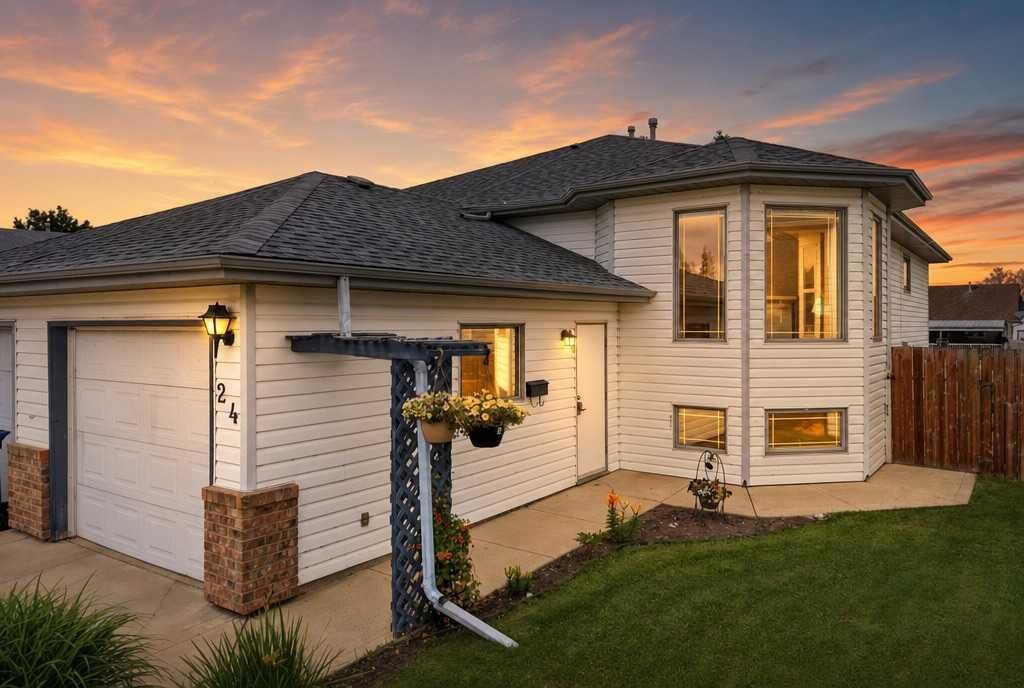 Property Photo:  24 Wildrose Drive  AB T4S 1G4 