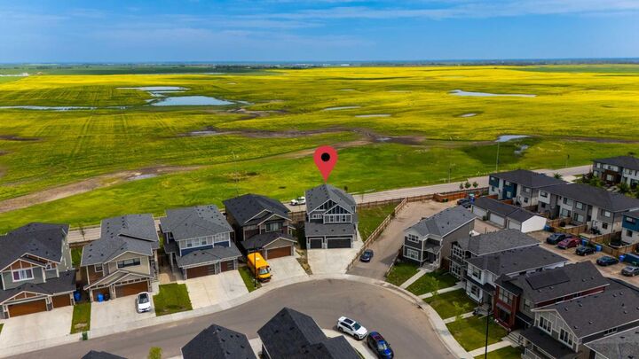 Property Photo:  101 Homestead Crescent NE  AB T3J 2K8 