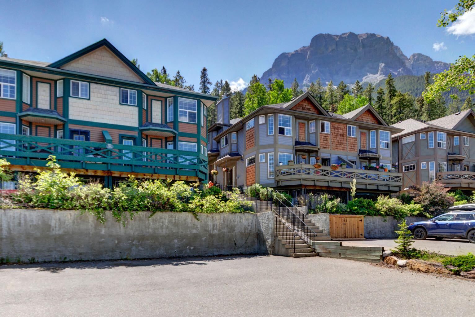 Property Photo: 823 Wilson Way 3 AB T1W 2Y8