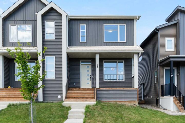 Property Photo: 45 Herron Mews NE AB T3P 1Y1