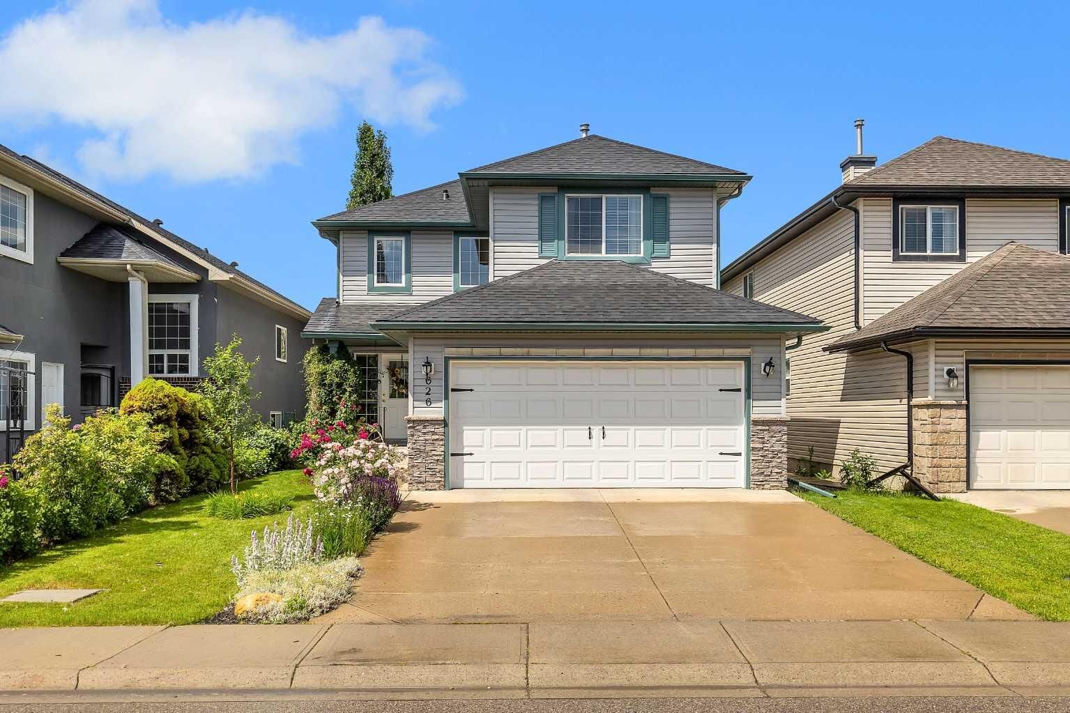 Property Photo:  626 Saddlecreek Way NE  AB T3J 4A3 