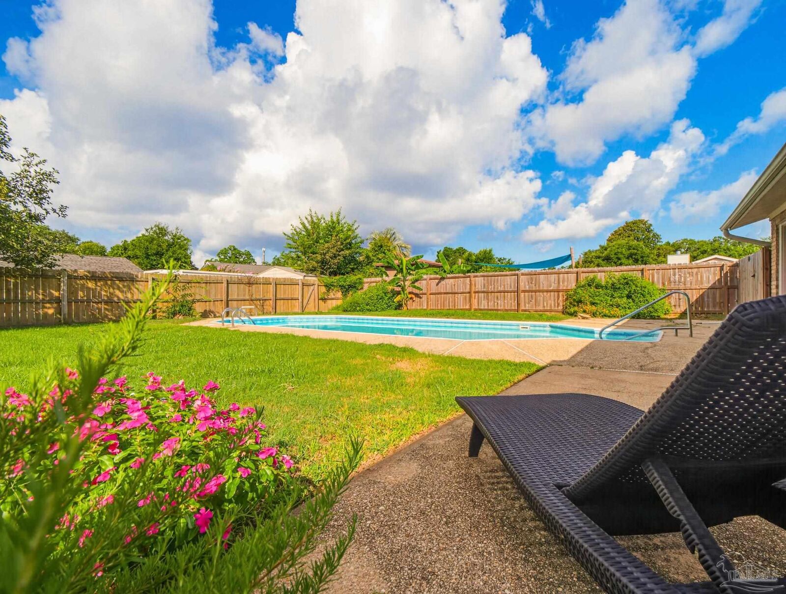 Property Photo: 3585 Riddick Dr FL 32504