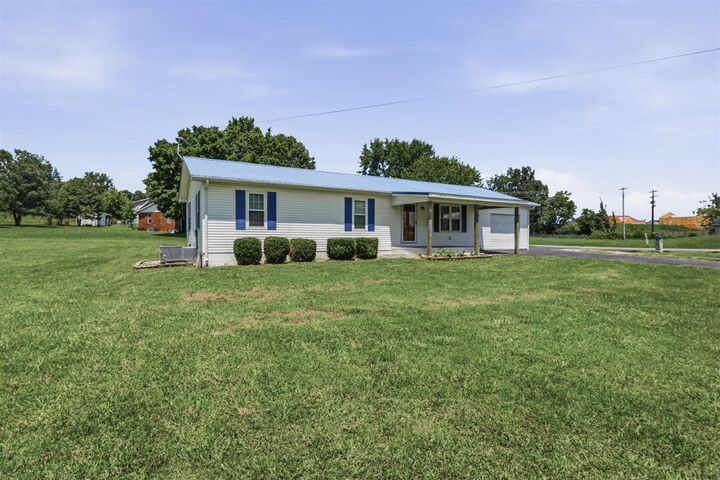 Property Photo:  3640 Bowling Green Road  KY 42164 