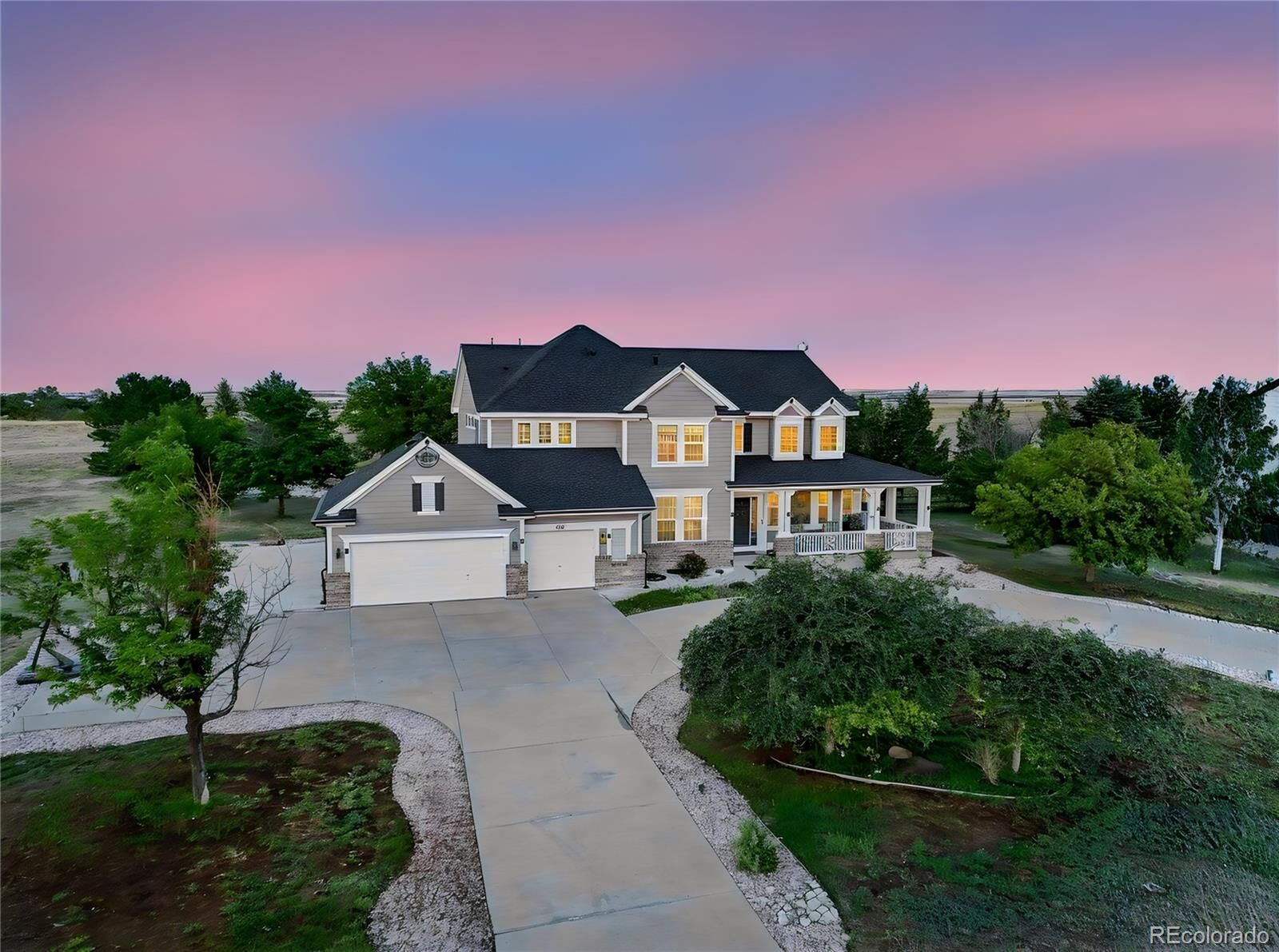 Property Photo:  460 Columbine Drive  CO 80102 