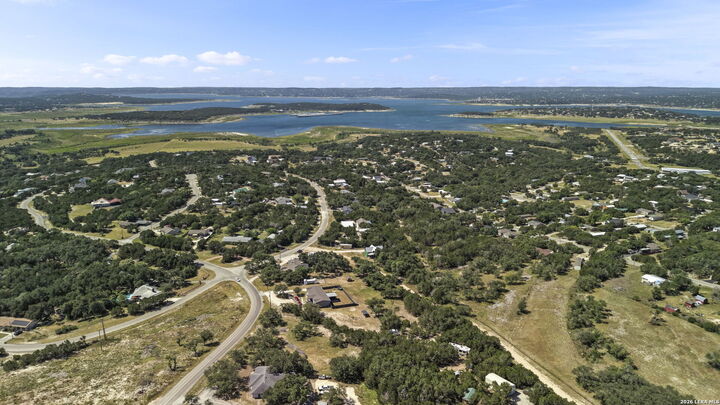 Property Photo:  184 Linda  TX 78133 
