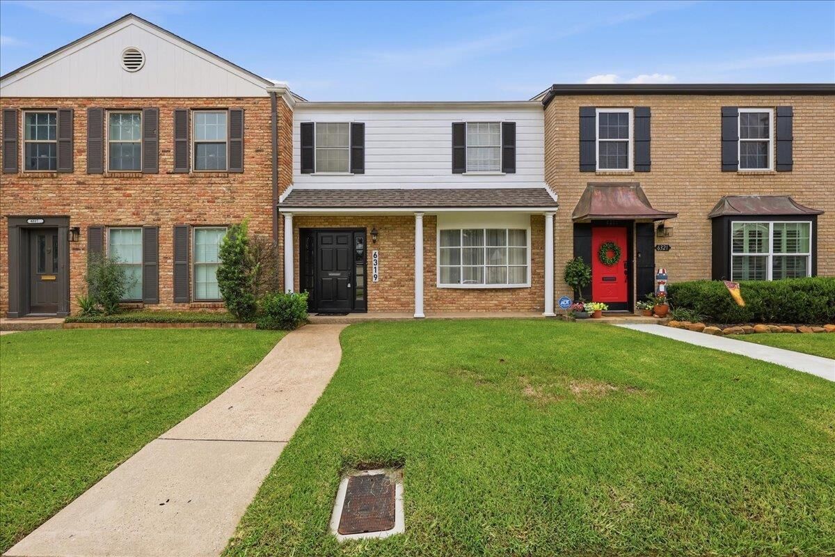 Property Photo:  6319 Ivanhoe Lane  TX 77706 