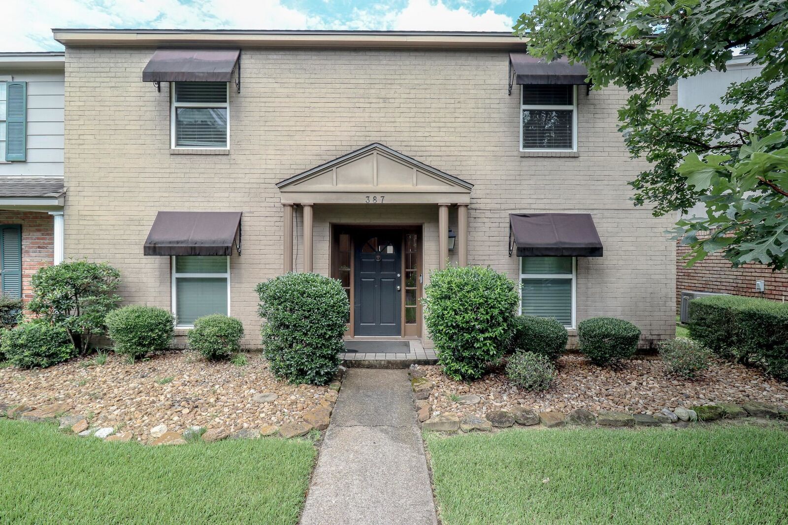 Property Photo: 387 Georgetown TX 77707