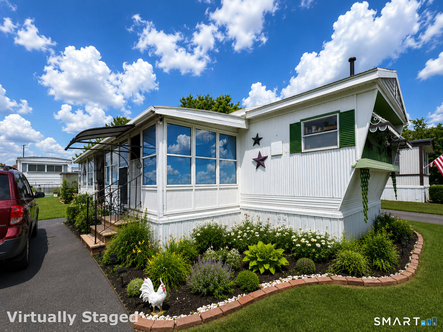 Property Photo: 18 Rivermead Boulevard CT 06118