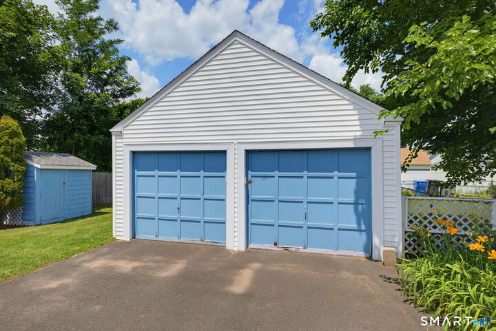 Property Photo:  417 Hartford Road  CT 06040 