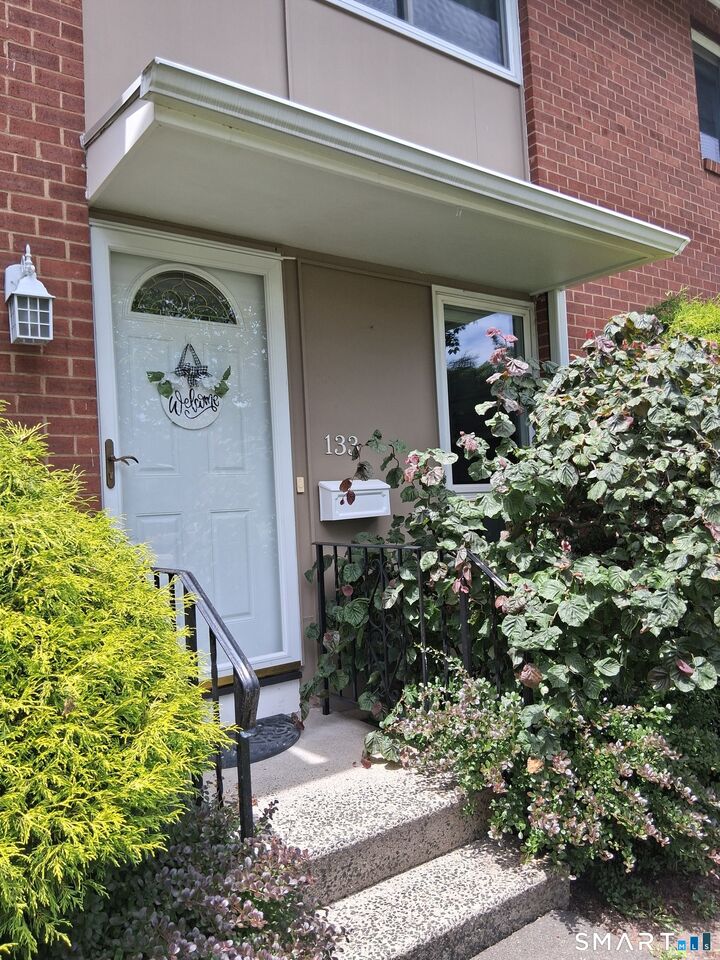 Property Photo:  133 Centerbrook Road  CT 06518 