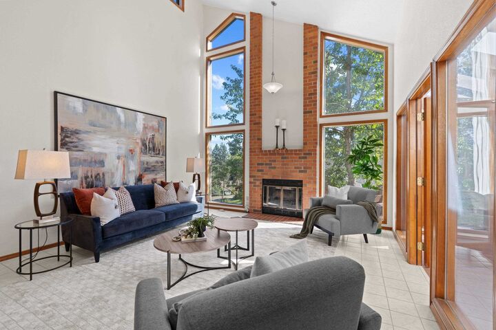 Property Photo: 8027 E Elde Dr WA 99212