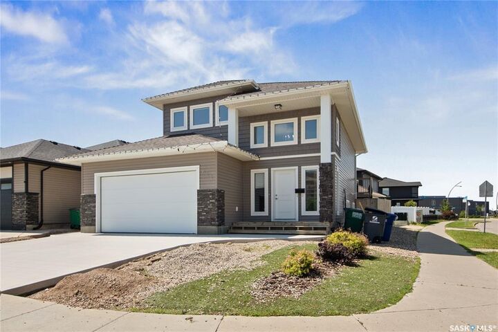 Property Photo:  622 Glacial Shores Way  SK S7W 0R5 