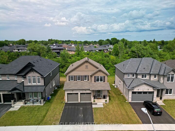Property Photo:  202 Westcott Road  ON L3C 0K9 