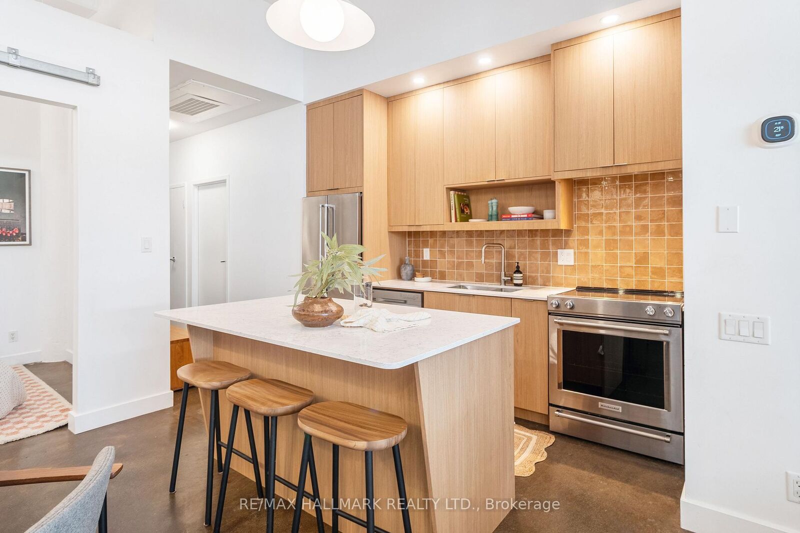 Property Photo: 233 Carlaw Avenue 406 ON M4M 3N6
