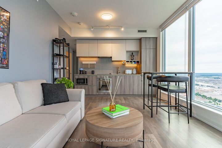 898 Portage Parkway 5903 — photo 1