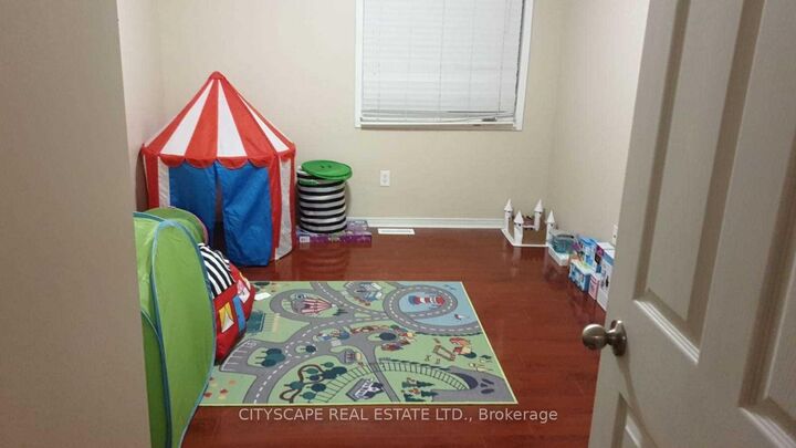 Property Photo: 5255 Palmetto Place 153 ON L5M 0H2