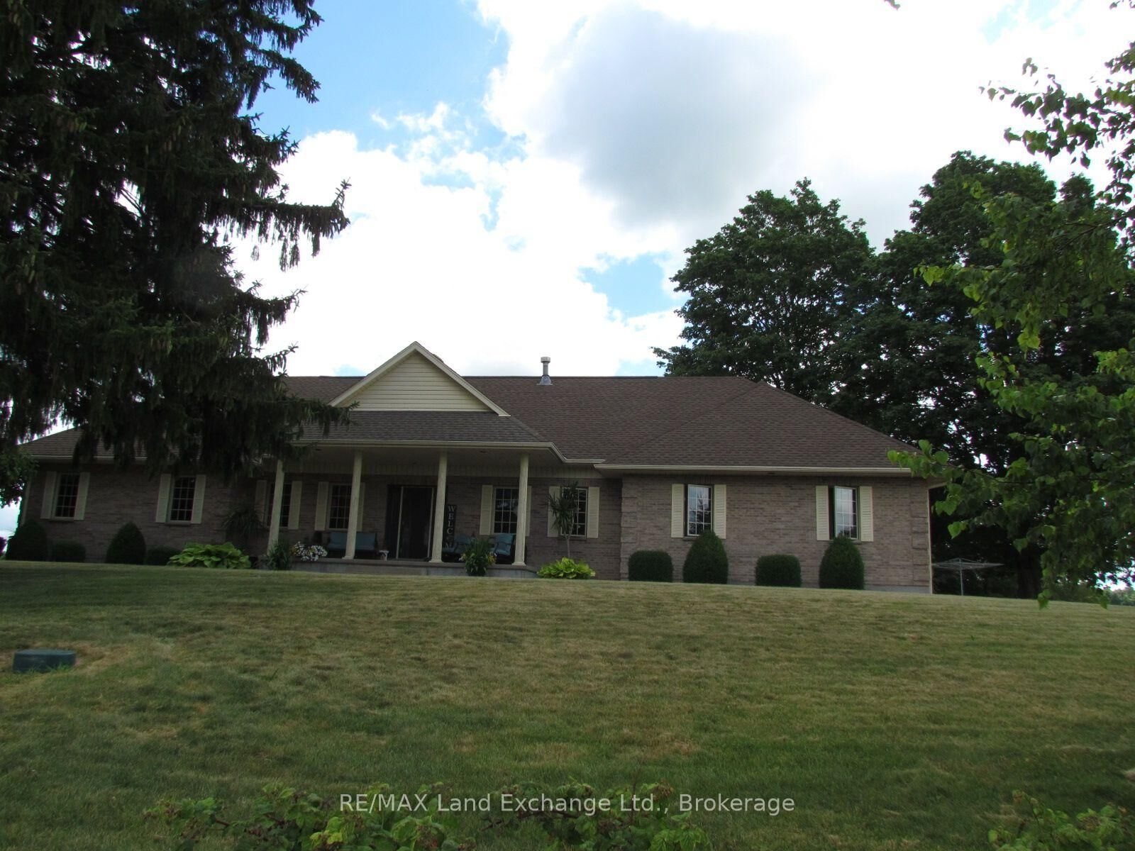 Property Photo:  72540 London Road  ON N0M 1X0 