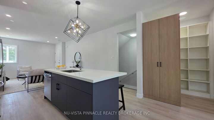 Photo de la propriété: 1208 Fanshawe Park Road E Unit # 21 ON N5X 3Z8