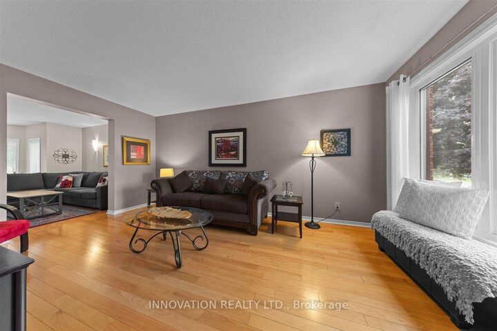 Property Photo:  183 Equestrian Drive  ON K2M 1K6 