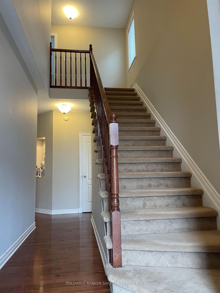 Property Photo:  105 August Lily Crescent  ON K1V 2A6 