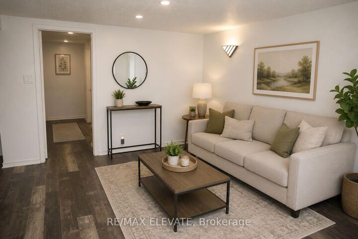 Photo de la propriété:  144 Crow Trail W  ON M1B 1Y3 