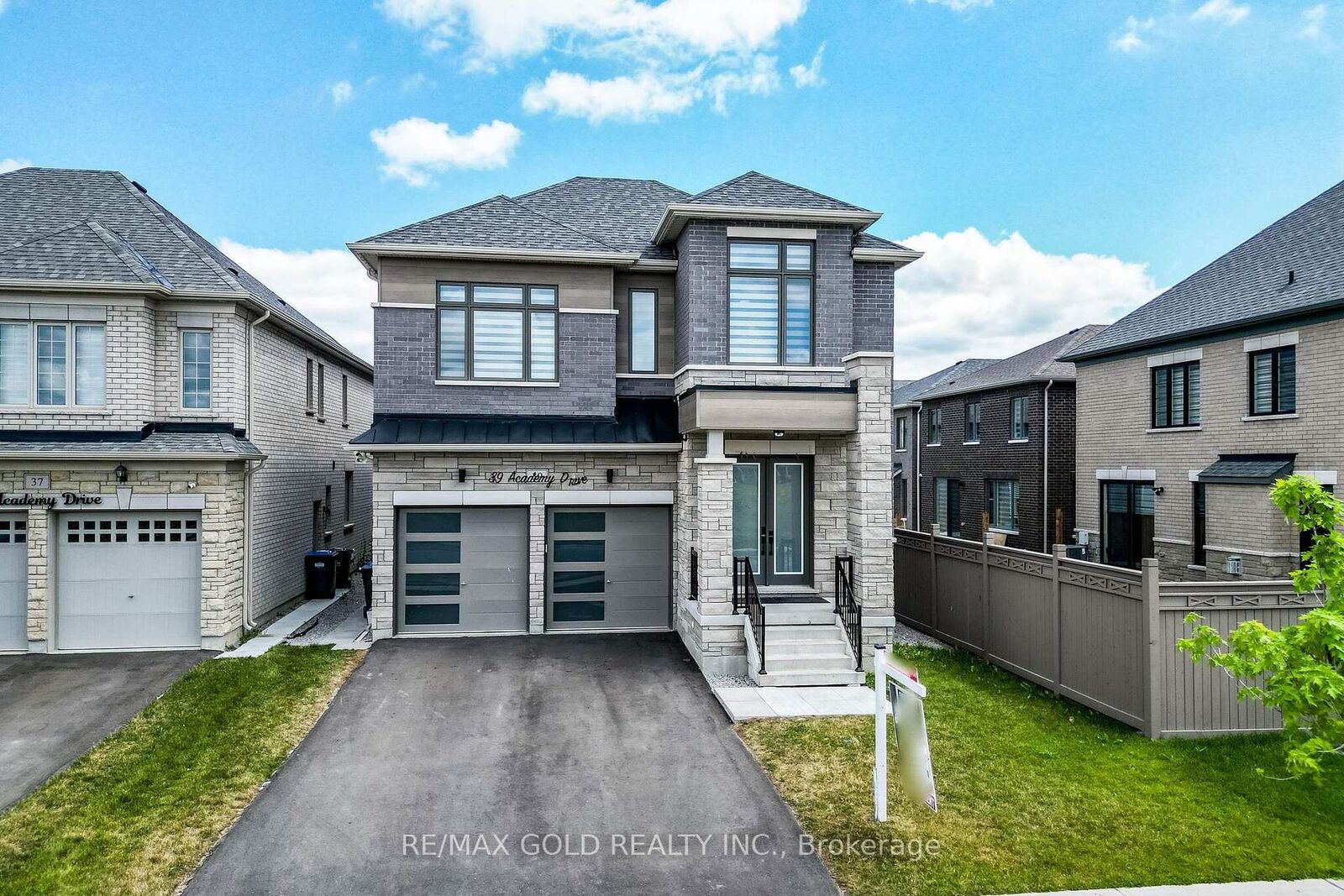 Property Photo:  39 Academy Drive  ON L6P 4R6 