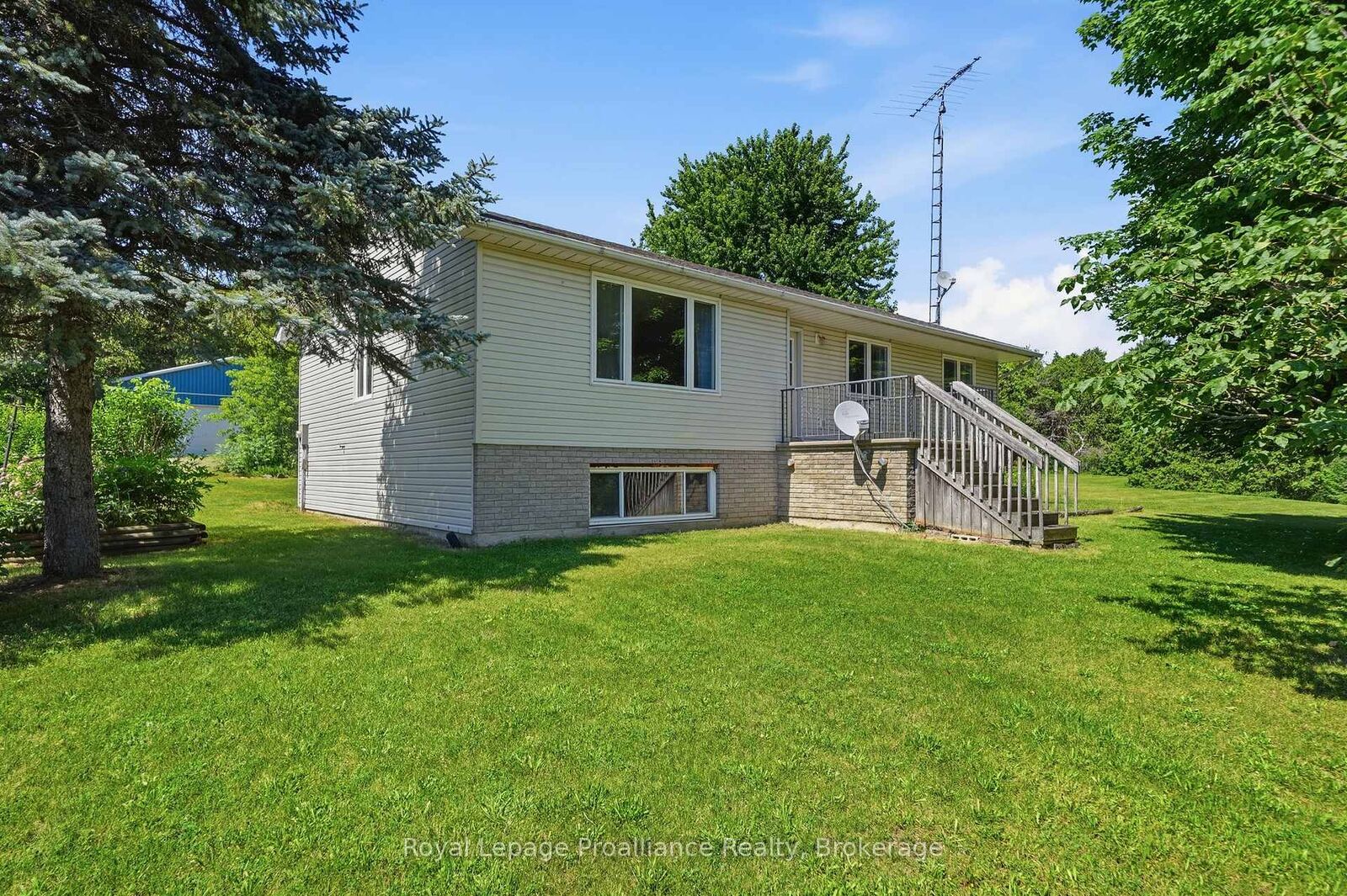 Property Photo: 2103 Ron Harnden Road ON K9A 4J8