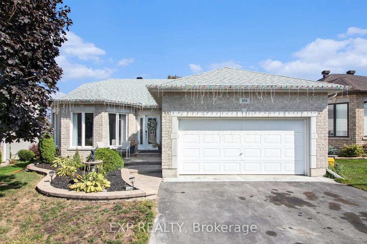 Property Photo: 234 Sandra Crescent ON K4K 1R6
