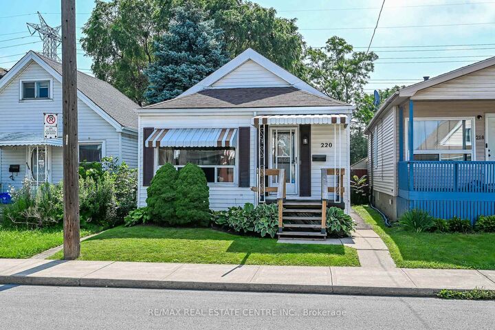 220 Paling Avenue — photo 1