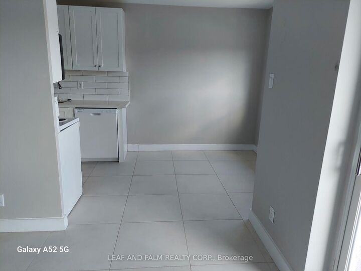 Property Photo: 591 12th Street 14 ON N4N 1W5