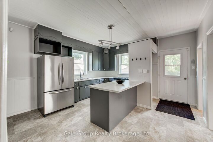 Property Photo:  80 William Street  ON N5C 1M5 