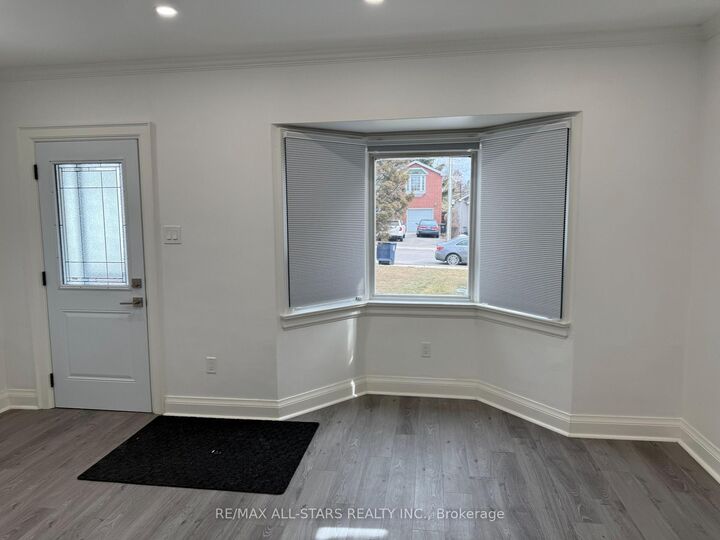 Property Photo: 92 Thirty Ninth Street 2 ON M8W 3M7