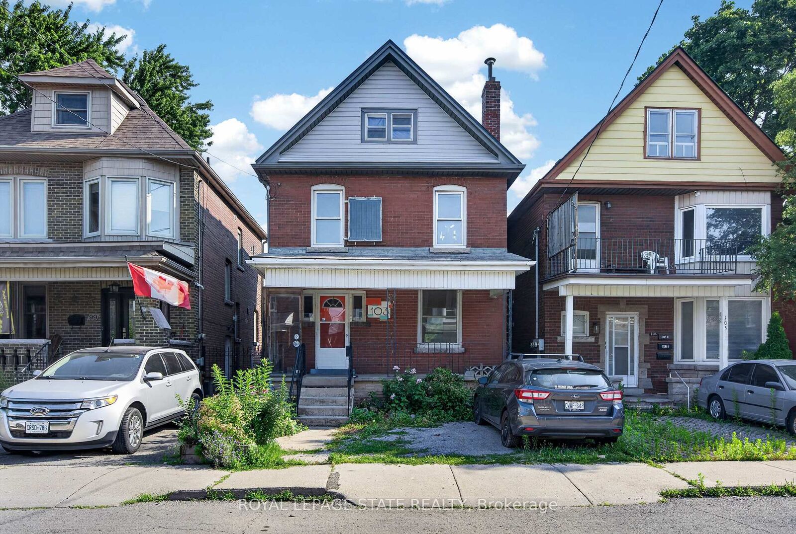 Property Photo:  103 Rosemont Avenue  ON L8L 2M6 