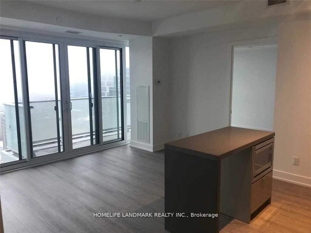 Property Photo: 7 Grenville Street 3107 ON M4Y 1A1