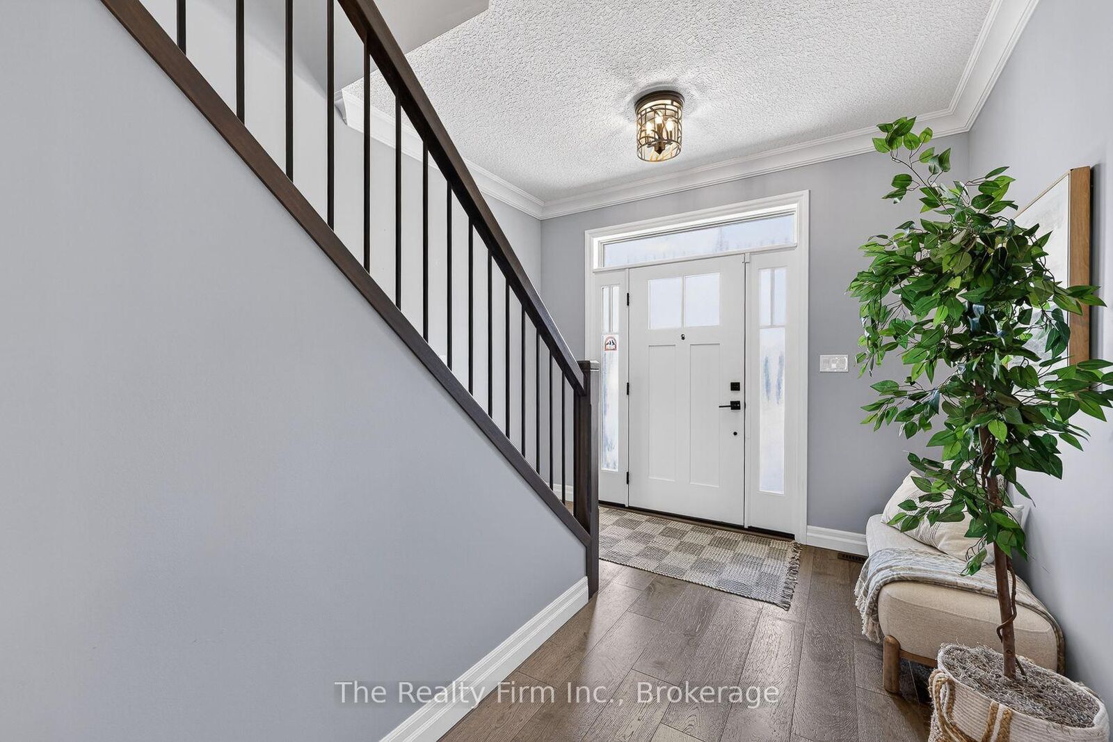 Property Photo: 193 Hemlock Street ON N4S 0E4