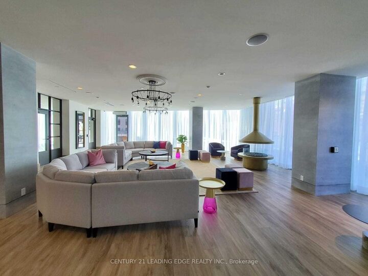 Property Photo:  60 Shuter Street Ph201  ON M5B 0B7 