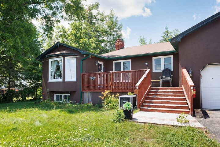 2029 Pigeon Lake Road — photo 1