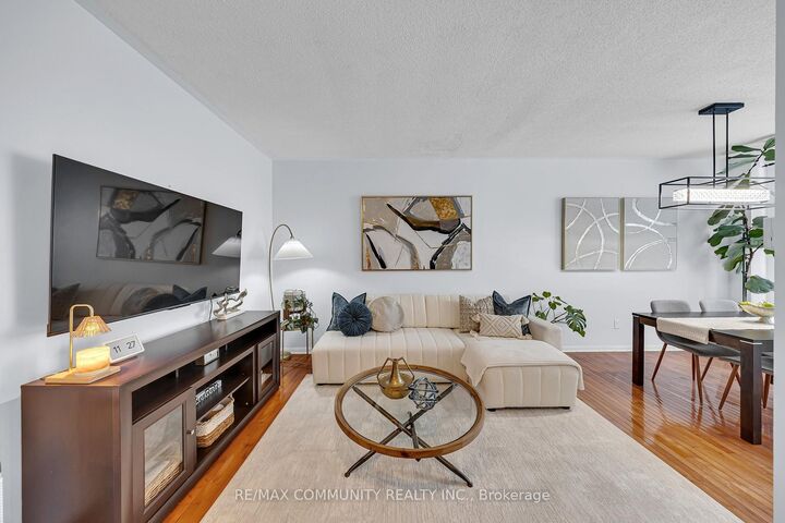 Property Photo: 65 White's Hill Avenue ON L6B 1C2