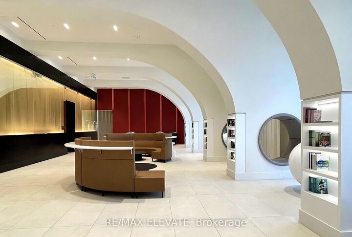 Property Photo:  2031 Kennedy Road N 2717  ON M1T 0B8 