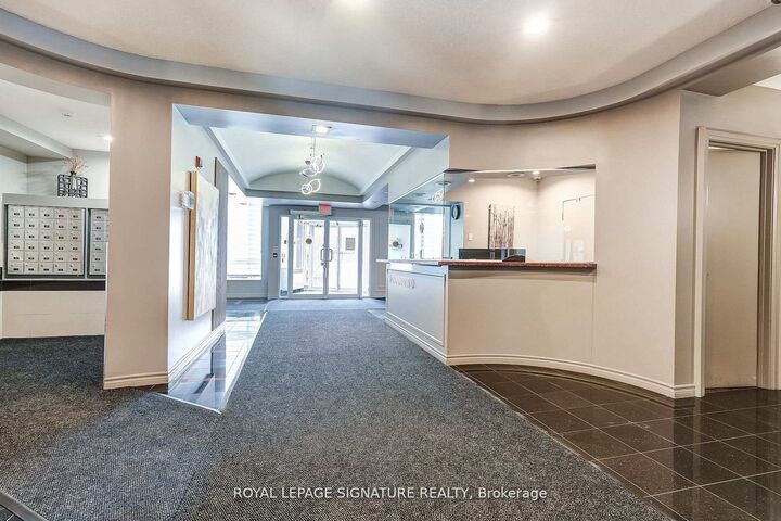 Property Photo:  483 Faith Drive 301  ON L5R 0A1 