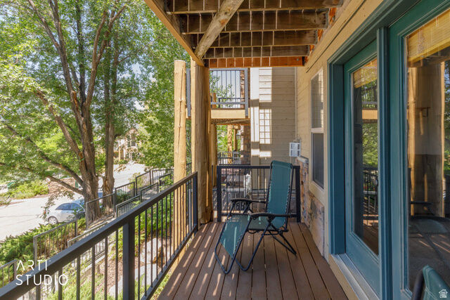 Property Photo: 5060 Lakeview Dr #1107 UT 84310