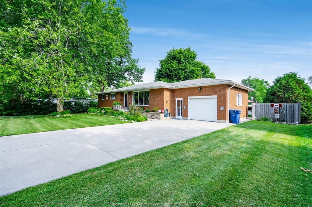 Property Photo:  166 Kael Crescent  ON N0R 1G0 